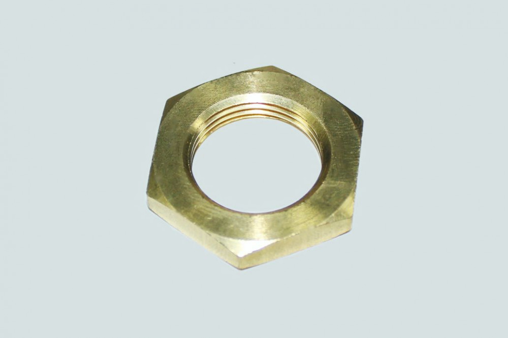 фото гайка крепления подогревателя масла в поддоне (isf2.8, isf3.8) foton 4980154 