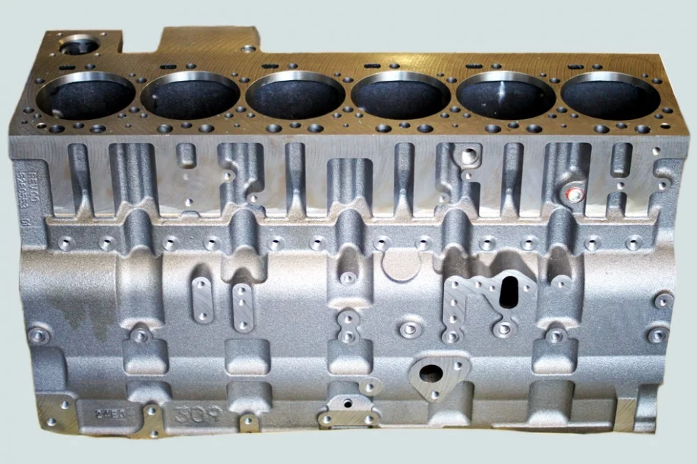 фото блок цилиндров v=8.9. ( l ) dcec 4946152/5260557 5260558 