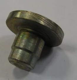 купить Сухарь полуоси (крышки бортовой передачи)